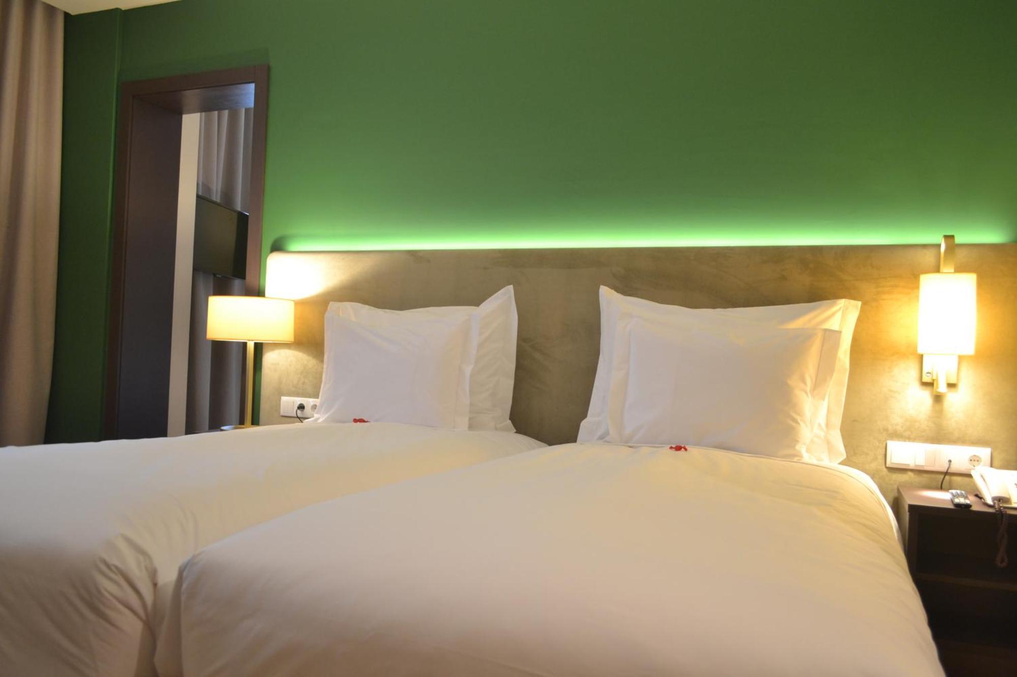 Hotel Premium Porto Maia Kültér fotó